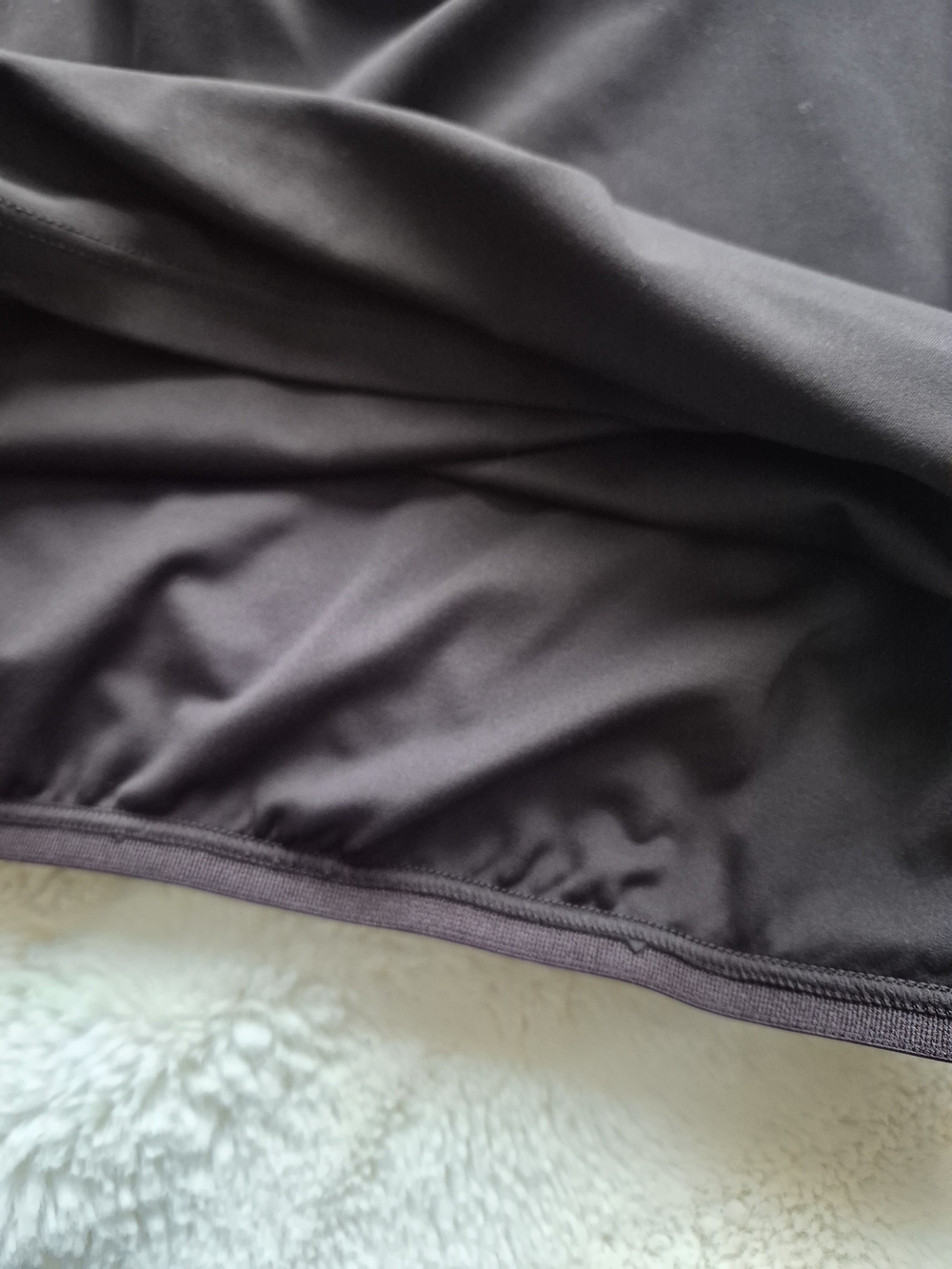 aerie Shelf Bra Crew Neck Top - Picture 3 of 4